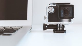 パソコンのカメラを映らない様にする設定と盗撮防止グッズ
